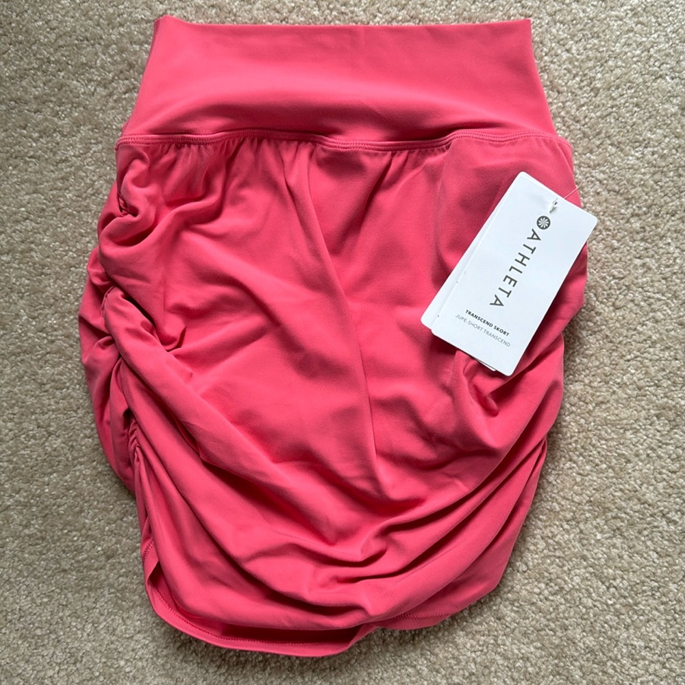 Women Athleta Transcend Skort Jupe-Short Transcend with 2 side pockets. Size XS